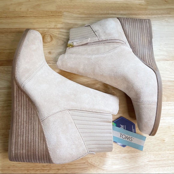 Toms Sadie Boot Sand NWT - Picture 9 of 9